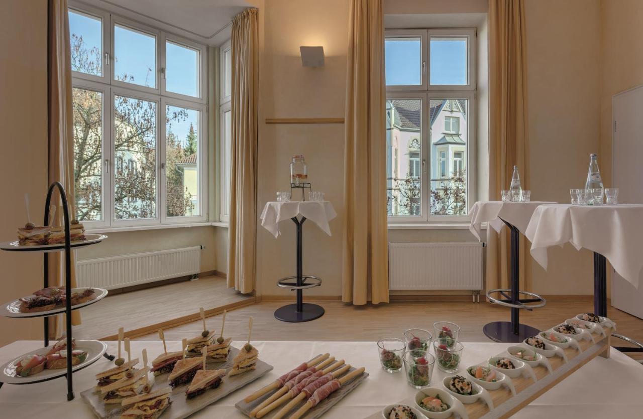 Hotel The Yard Bad Honnef Bagian luar foto